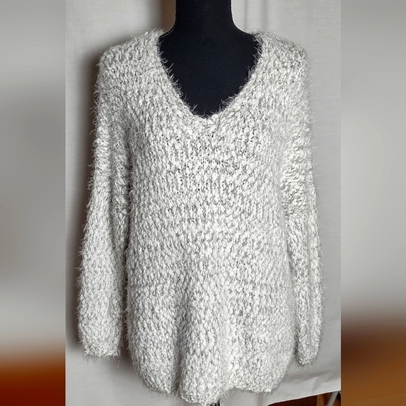 Chunky knit Super Soft Oversized Sweater by Altar'd State - Picture 1 of 9